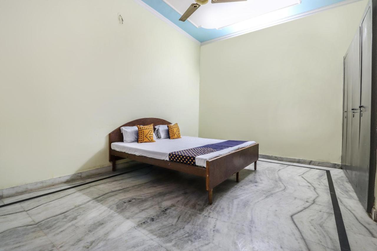 Spot On 70311 Rangoli Palace Hotel Lucknow Exterior photo